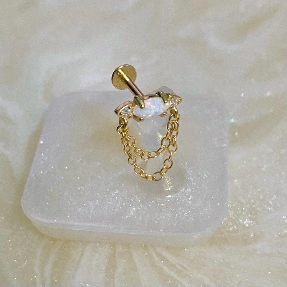 Gold S925 and Opal Chain cartilage Earring